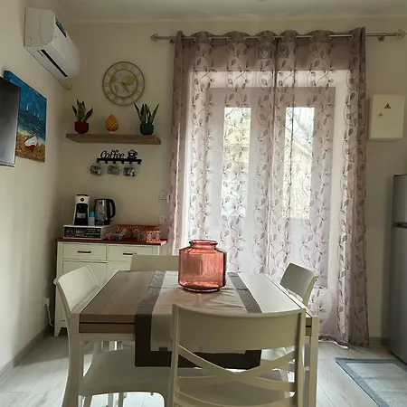 アパート Noemi's Ballaro' パレルモ